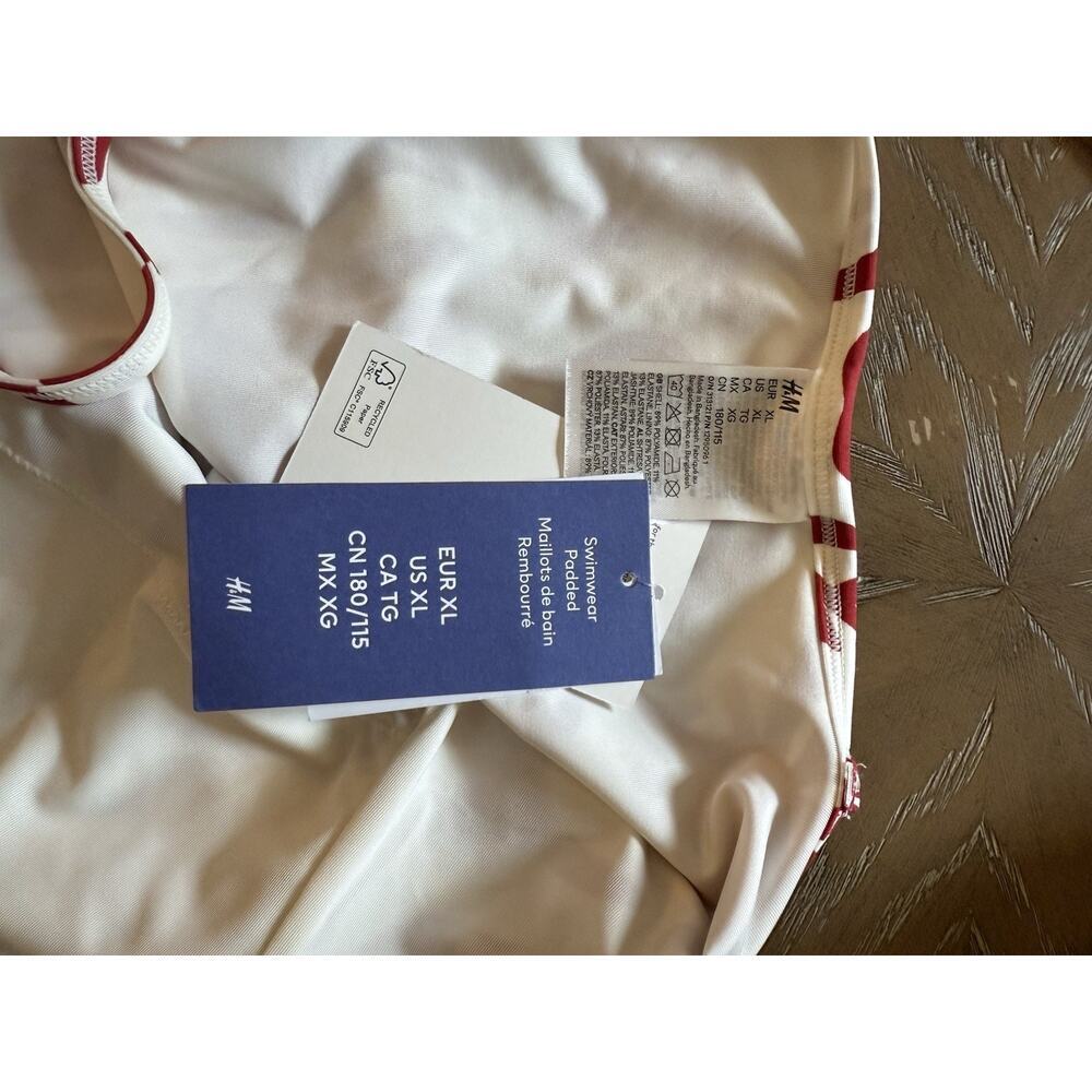 H&M Padded-Cup High-Leg Swimsuit in a white and dark red patterned NWT XL - Picture 6 of 6